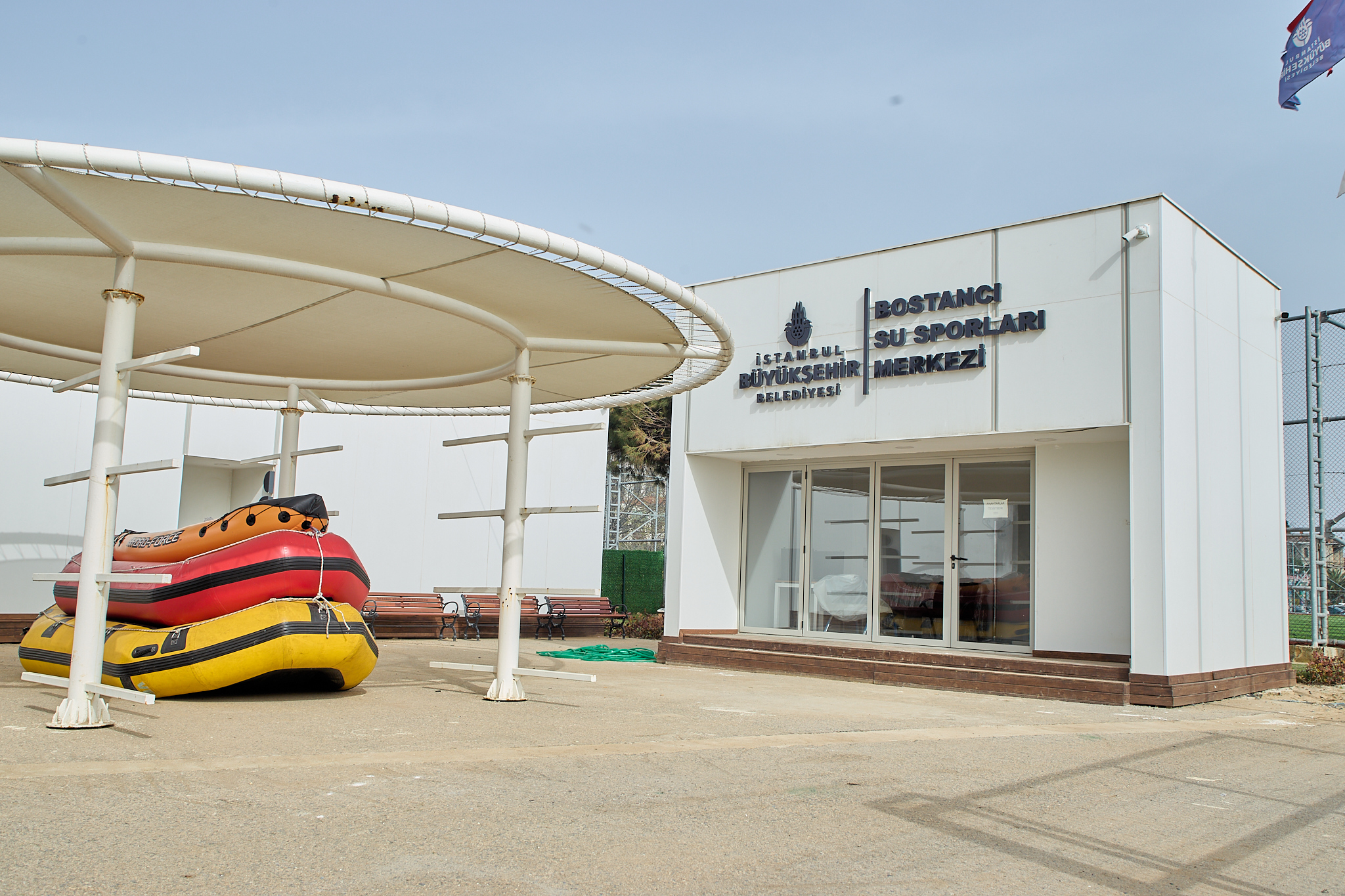 SPOR TESİSLERİ VE OKUL SPOR SALONLARI